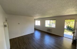 2465 Almandor Circle