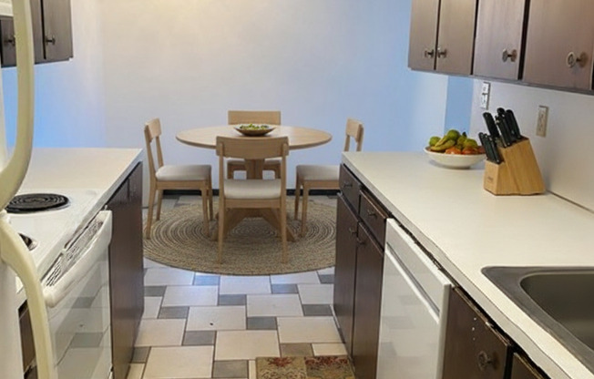 Jukela Apartments in Shoreline, WA