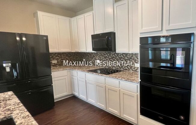 5100 LAZY CT DR