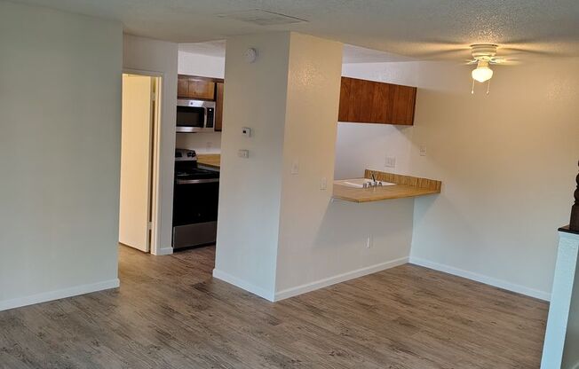 1 bed, 1 bath, $1,350, Unit 028