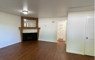 2 beds, 1 bath, 900 sqft, $1,325, Unit Unit 1