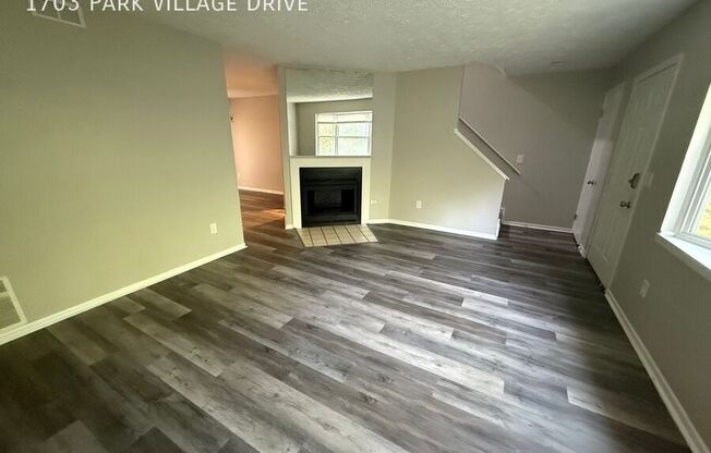 1703 PARK VLG DR