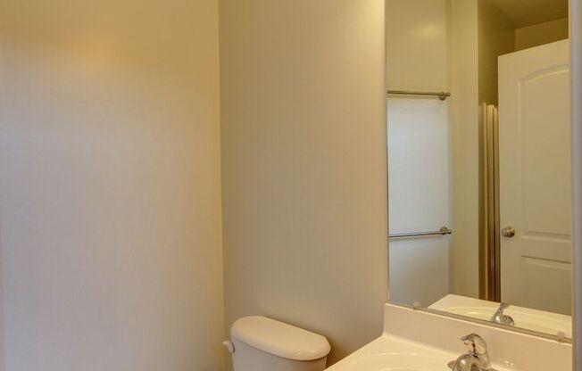 1 bed, 1.5 baths, 690 sqft, $1,350, Unit CL - 3391