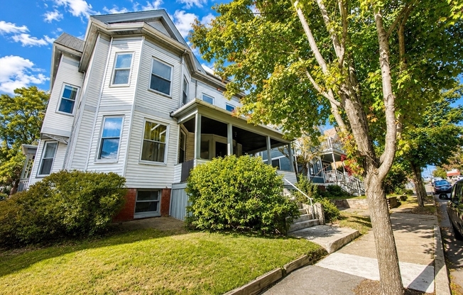 50 Dartmouth St