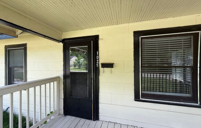 New paint/ hardwood floors 3BD 1 BA