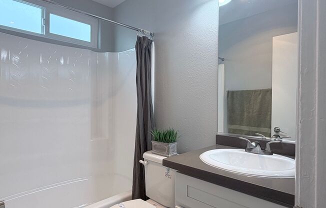 2 beds, 2 baths, 950 sqft, $3,190, Unit P228