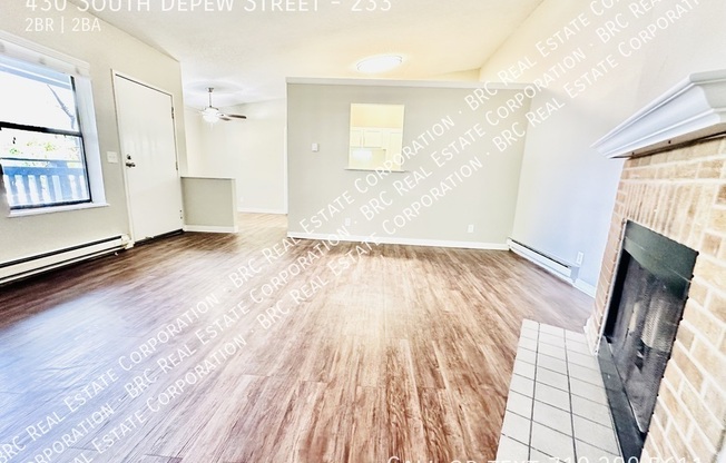 430 S DEPEW ST