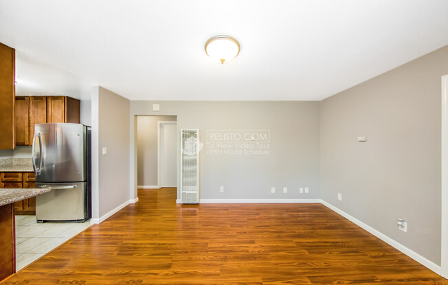 2860 Brookdale Ave.
