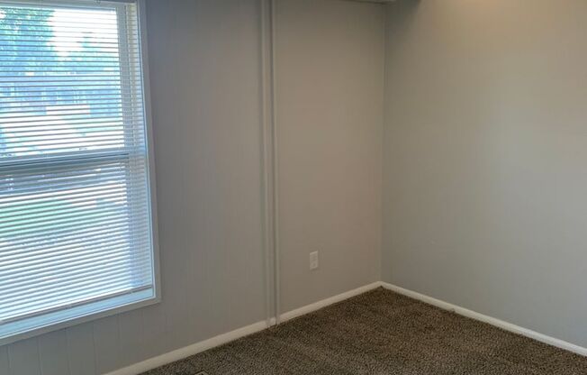 2 beds, 1 bath, 764 sqft, $900, Unit 57C