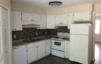 2 beds, 2 baths, 950 sqft, $1,250, Unit 4810