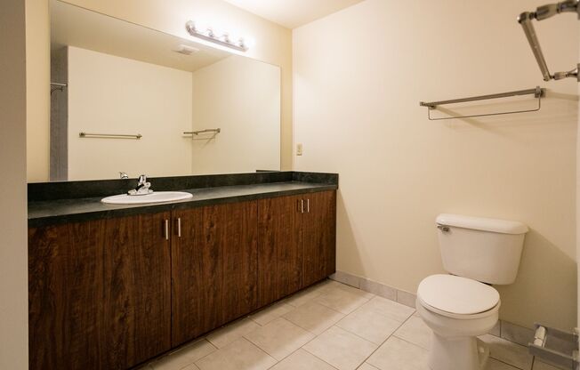 1 bed, 1 bath, 730 sqft, $1,595, Unit 111