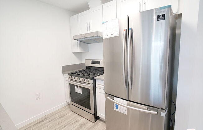 1 bed, 1 bath, 700 sqft, $2,500, Unit 202