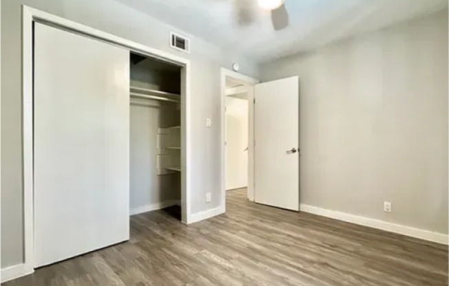 1 bed, 1 bath, 566 sqft, $1,148, Unit 121