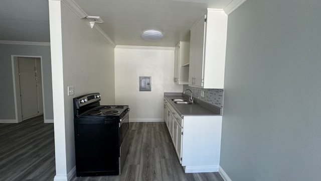 2 beds, 1 bath, $2,495