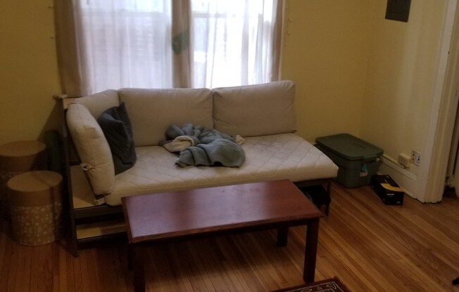 Twin Court Apartments