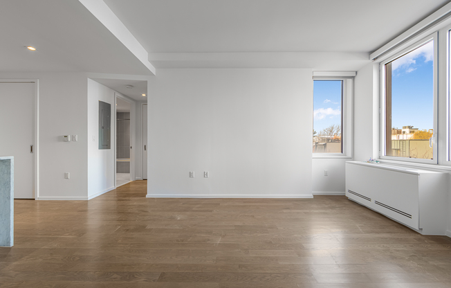 1 bed, 1 bath, $4,195, Unit 4E