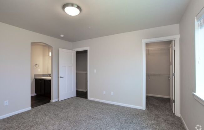 2 beds, 2.5 baths, 1,322 sqft, $2,400, Unit 2-104