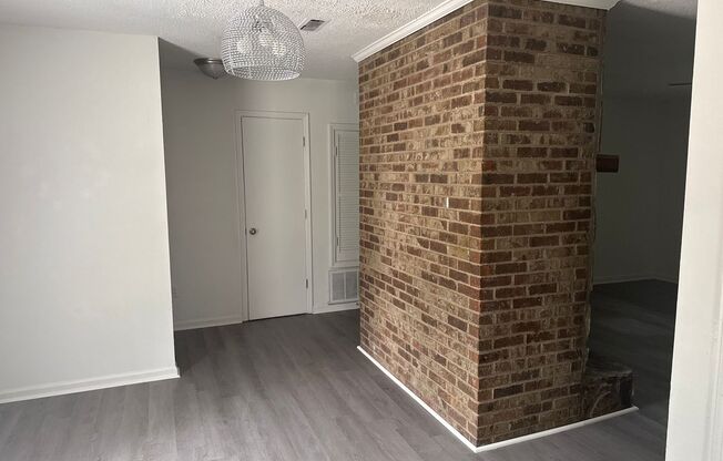 Updated Home Located off Deans Bridge Rd! Section 8 accepted or conventional renter!