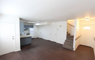 1927 E ARROWHEAD AVE