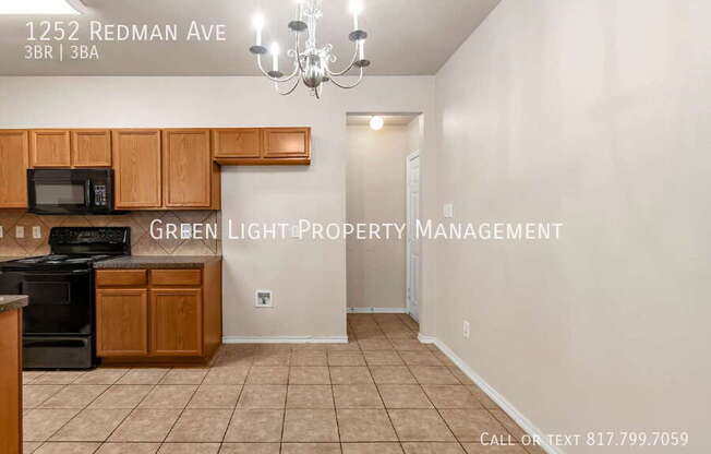1252 REDMAN AVE