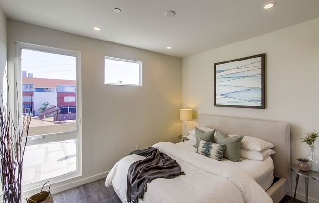 The Evelyn Townhomes: Luxe Living in the Heart of North Park’s Trendy Vibe