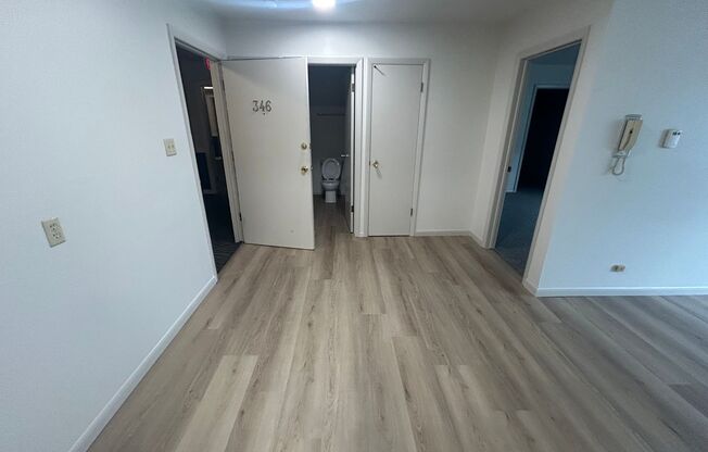 1 bed, 1 bath, $995, Unit 224