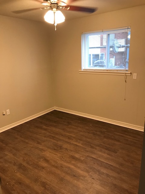 2 beds, 1 bath, 734 sqft, $750, Unit 60