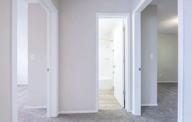 2 beds, 1 bath, 693 sqft, $885, Unit 3012