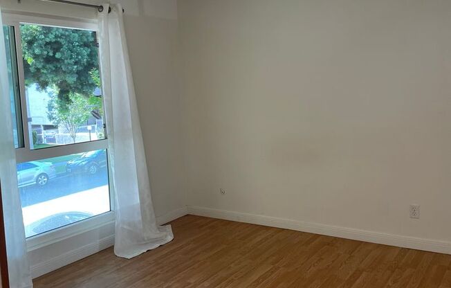 1 bed, 1 bath, $2,100