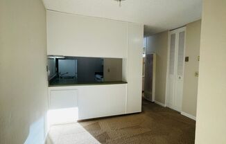 1 bed, 1 bath, $2,000, Unit # 220