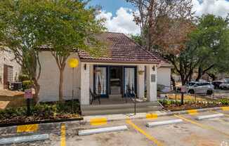 The Broadwater at Salado Creek