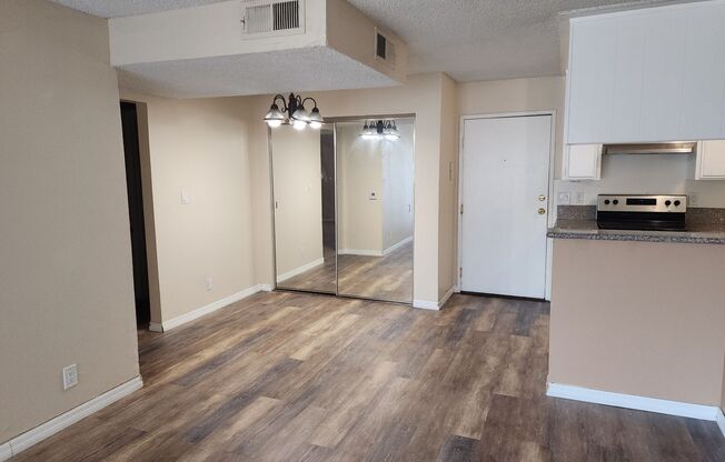 2 beds, 2 baths, 792 sqft, $2,250, Unit # 122