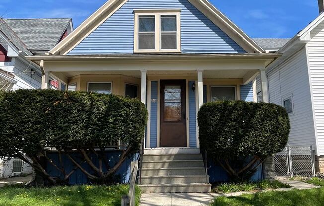 346 E. Montana St.