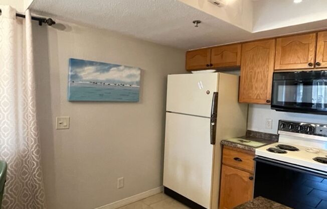 2 beds, 2 baths, $1,350