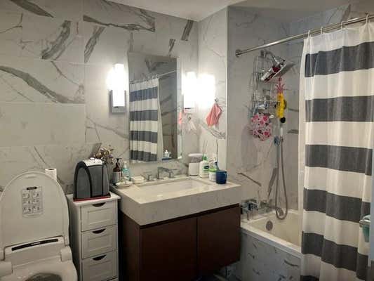1 bed, 1 bath, 835 sqft, $3,300, Unit 4D