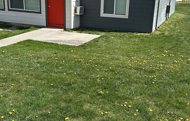 2 beds, 1 bath, 695 sqft, $1,245, Unit 505 O8