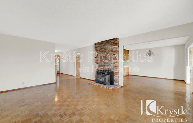 949 N ALTO