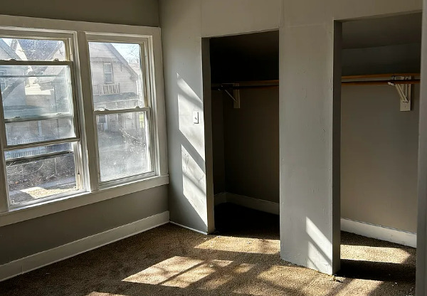 1700 N 36 ST