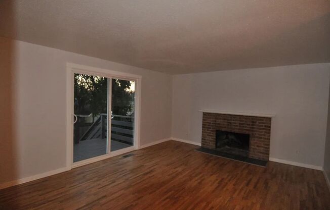Completely renovated 4 bedroom in Kent!