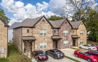 TE - SpottswoodAve3885