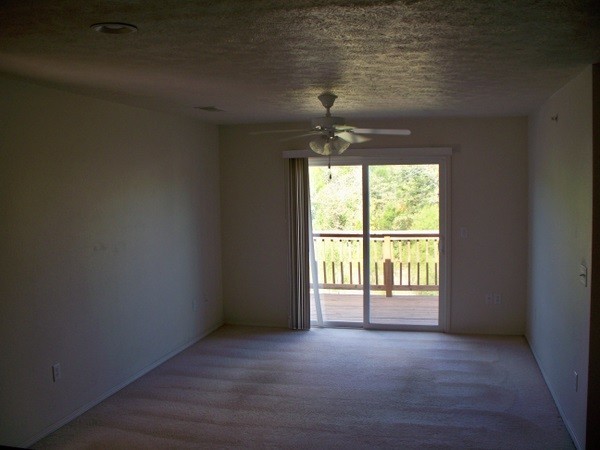 3 Bedroom 2 Bath Apartment on the top floor in Branson, MO NEWLY RENOVATED