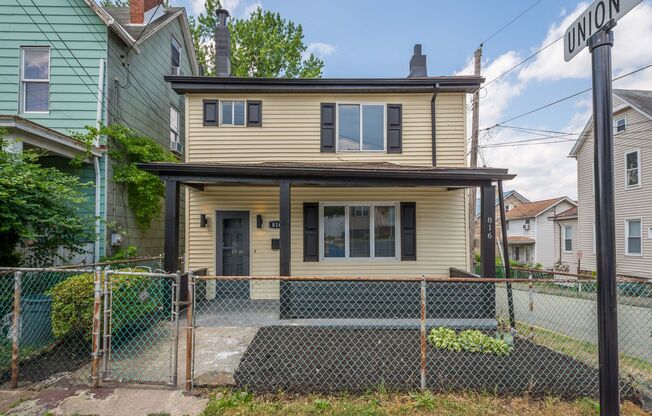 Gorgeous 3 bedroom home in Verona available September 1!