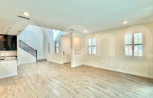 3 beds, 2.5 baths, 2,285 sqft, $3,199, Unit 44