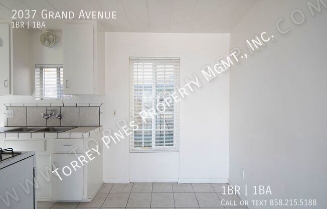 2037 GRAND AVE
