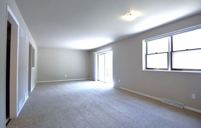 2 beds, 2 baths, 1,200 sqft, $2,225, Unit 3212-1