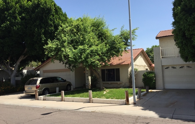 The Lakes - Tempe 3Bed/2Bath Single Story House with POOL