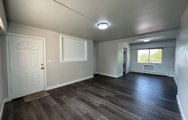 2 beds, 1 bath, 960 sqft, $1,195, Unit 1101-H