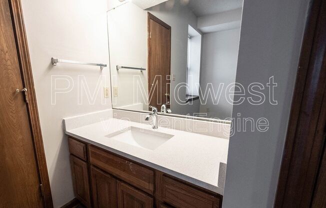 2 beds, 2 baths, 1,525 sqft, $1,199, Unit 1a