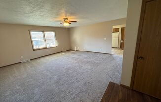 3 beds, 2 baths, $1,650