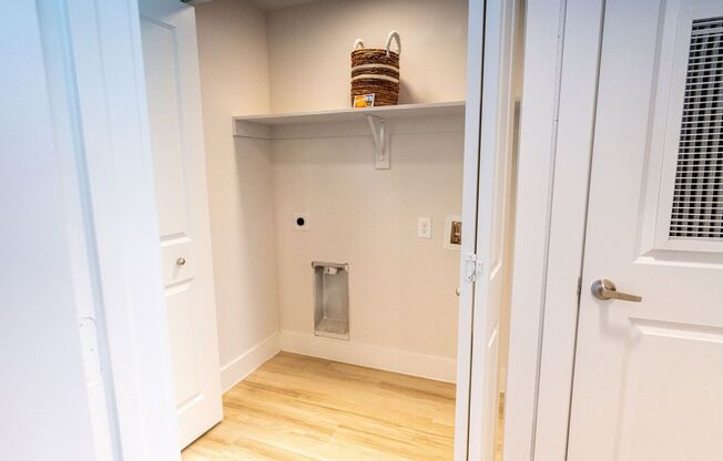 2 beds, 1 bath, 944 sqft, $1,449, Unit 333